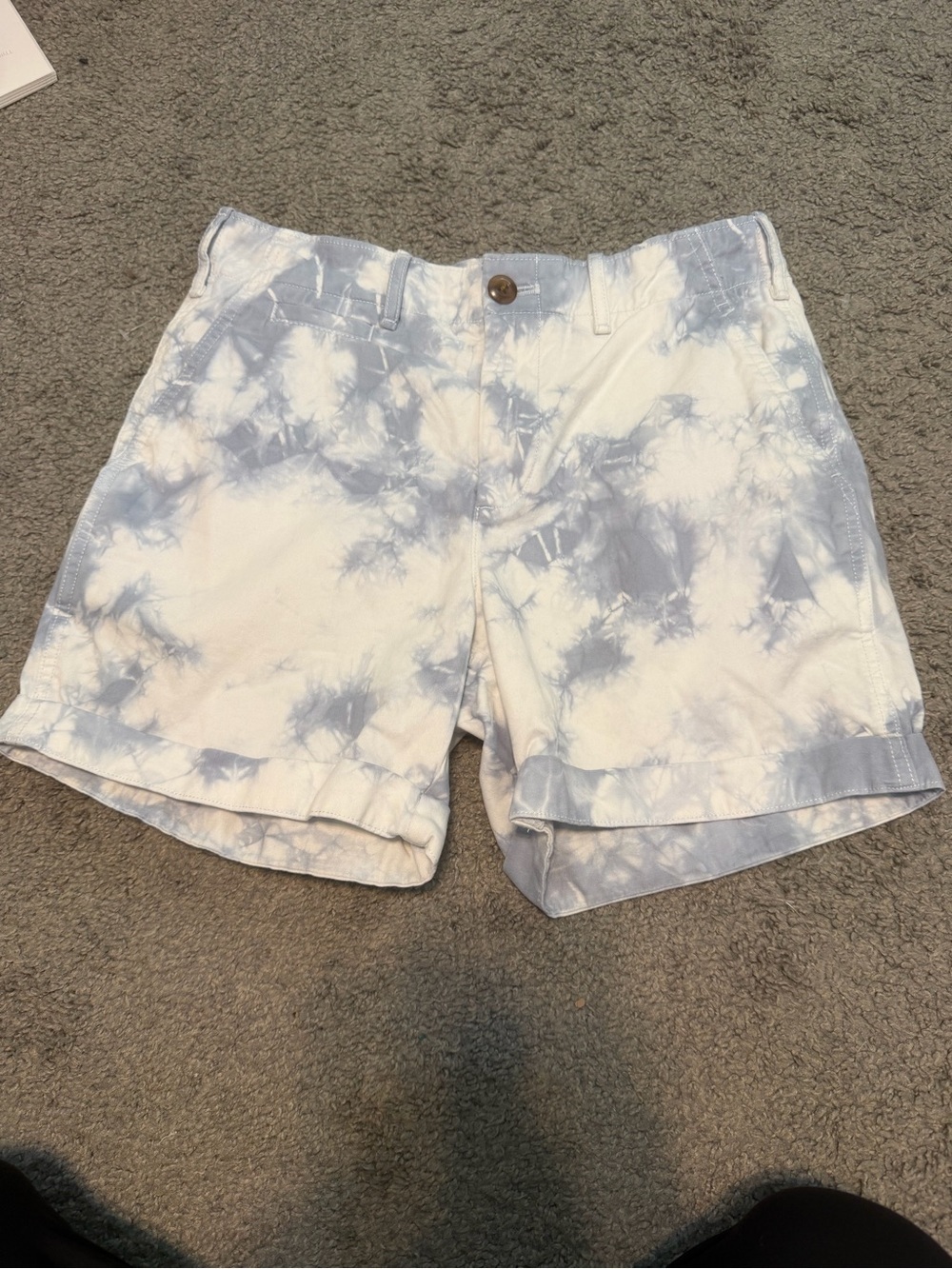 GAP Women's Light Blue & White Tie-Dye Flat Front Shorts